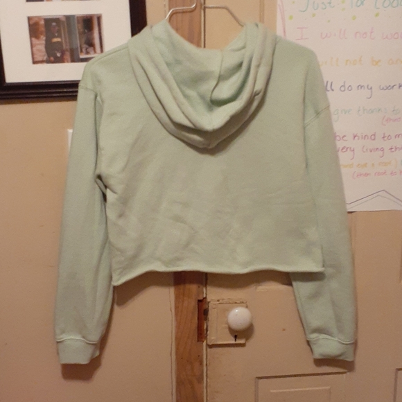 NWOT Seattle 1992 crop top hoodie 💦 - Picture 5 of 5